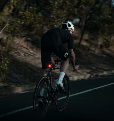 Knog Rücklicht Blinder Skull black  Produktbild 4
