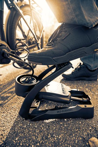 SKS Fusstretpumpe Airstep Digi schwarz  Produktbild 4